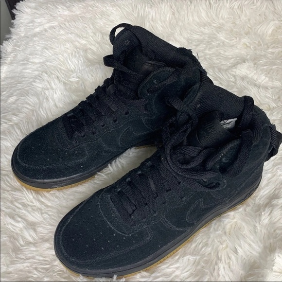 Nike Air Force 1 High LV8 - Picture 6 of 6